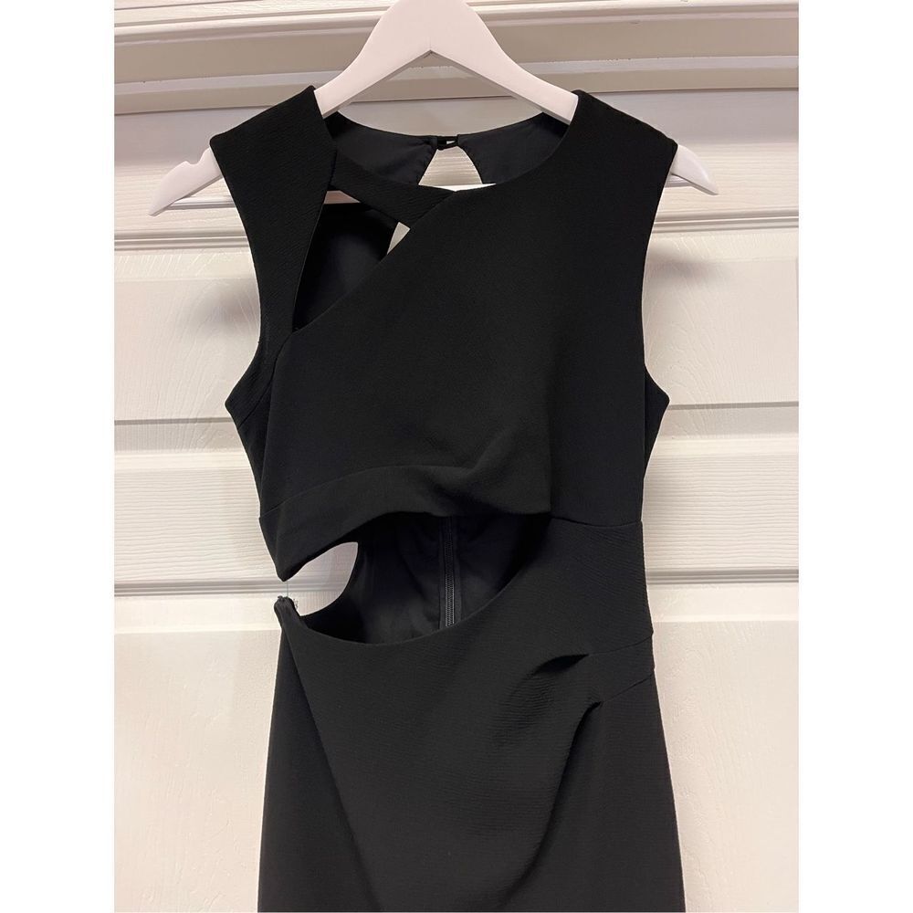 BCBGMAXAXRIA Black Open Side Cut Out Gown Dress sz 0 GORGEOUS